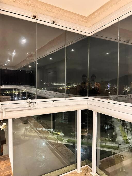 Apto Com Vista Para O Mar Com 2 Vagas - Guarujá Buitenkant foto